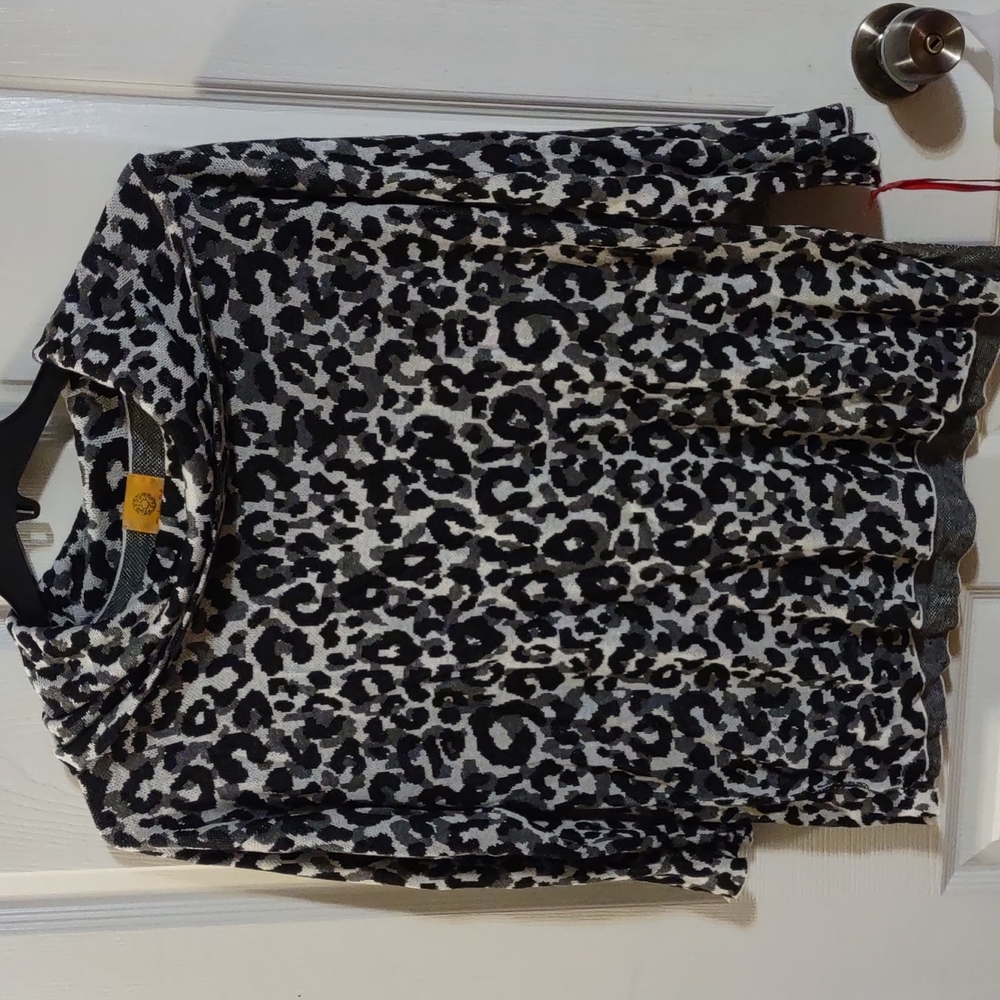 Ruby Rd. Woman  Black & Grey animal print sweater with cow neck